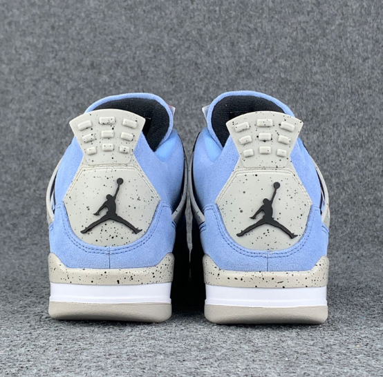 Air Jordan 4 Retro 'University Blue' Sneakers
